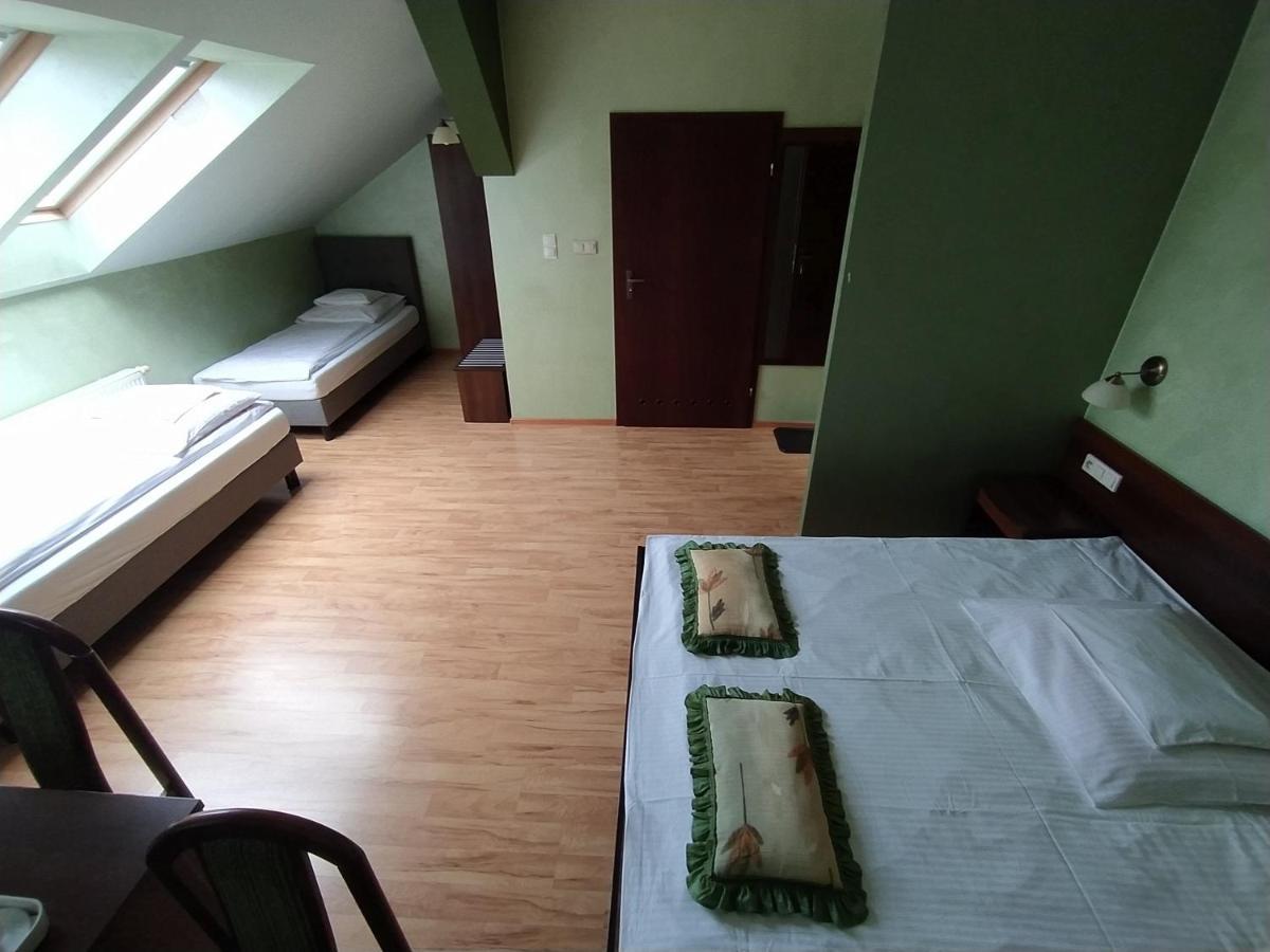 Restauracja Kargul Noclegi Łęczyca Extérieur photo